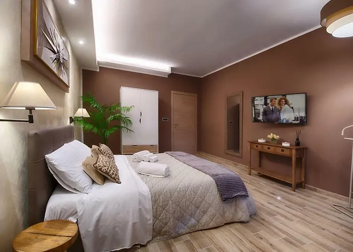 Torino Vacancy 3 - Elegant & Romantic House With A View Of Piazza Vittorio/Gran Madre